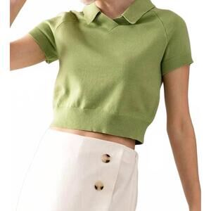 NEW URBAN DAIZY cropped polo shirt in green